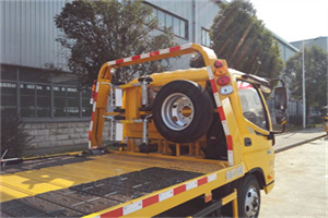 铜鼓附近汽车搭电救援电话