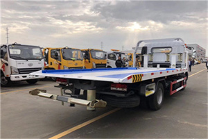 铜鼓汽车救援补胎