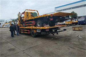 铜鼓同城汽车补胎